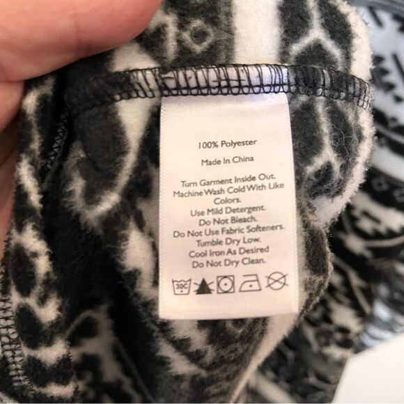 Eddie Bauer Black/White Ultrasoft Mock Neck Quarter Zip Pullover Top Size XXL - Picture 9 of 10